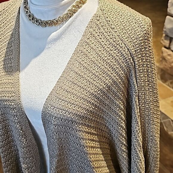 Kakahi colored shrug sweater one size fits most - Picture 2 of 6